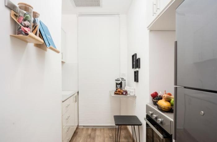 Ben Yehuda, 3 Lovely Flats In The Same Building Jeruzalem Buitenkant foto