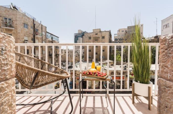 Ben Yehuda, 3 Lovely Flats In The Same Building Jeruzalem Buitenkant foto
